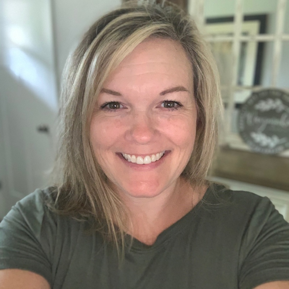 Meet your Posher, Brandi